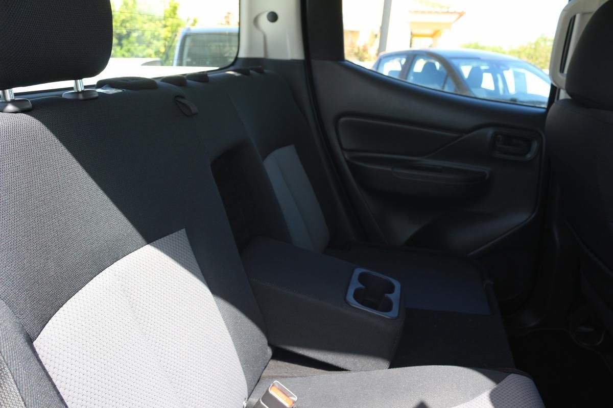 mitsubishi-l200-2022-diesel-2268cc