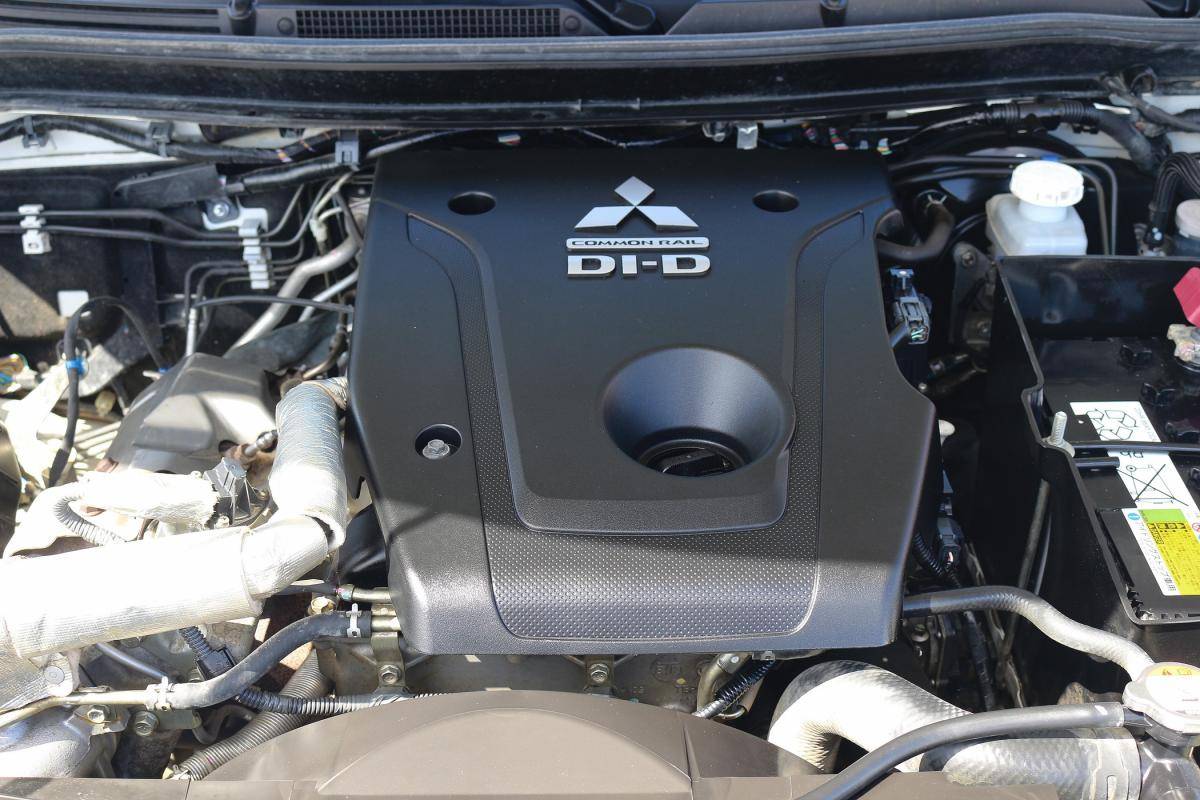 mitsubishi-l200-2022-diesel-2268cc