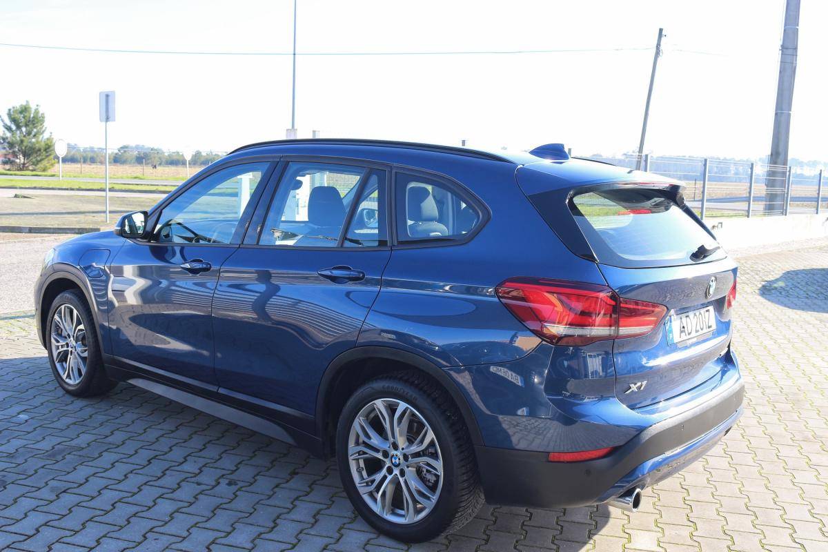 bmw-x1-2020-hibrido-a-gasolina-1499cc