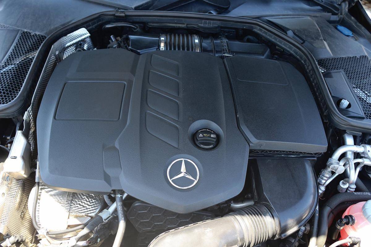 mercedes-benz-classe-c-2020-hibrido-a-diesel-1950cc