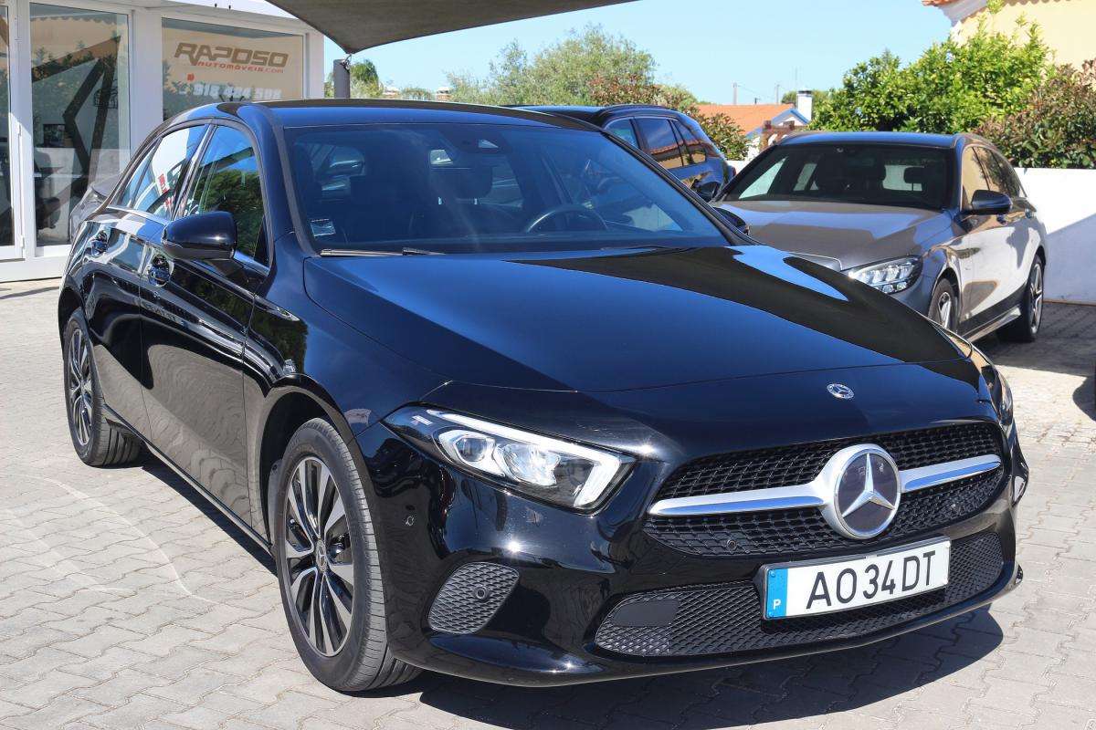 mercedes-benz-classe-a-2022-hibrido-a-gasolina-1332cc