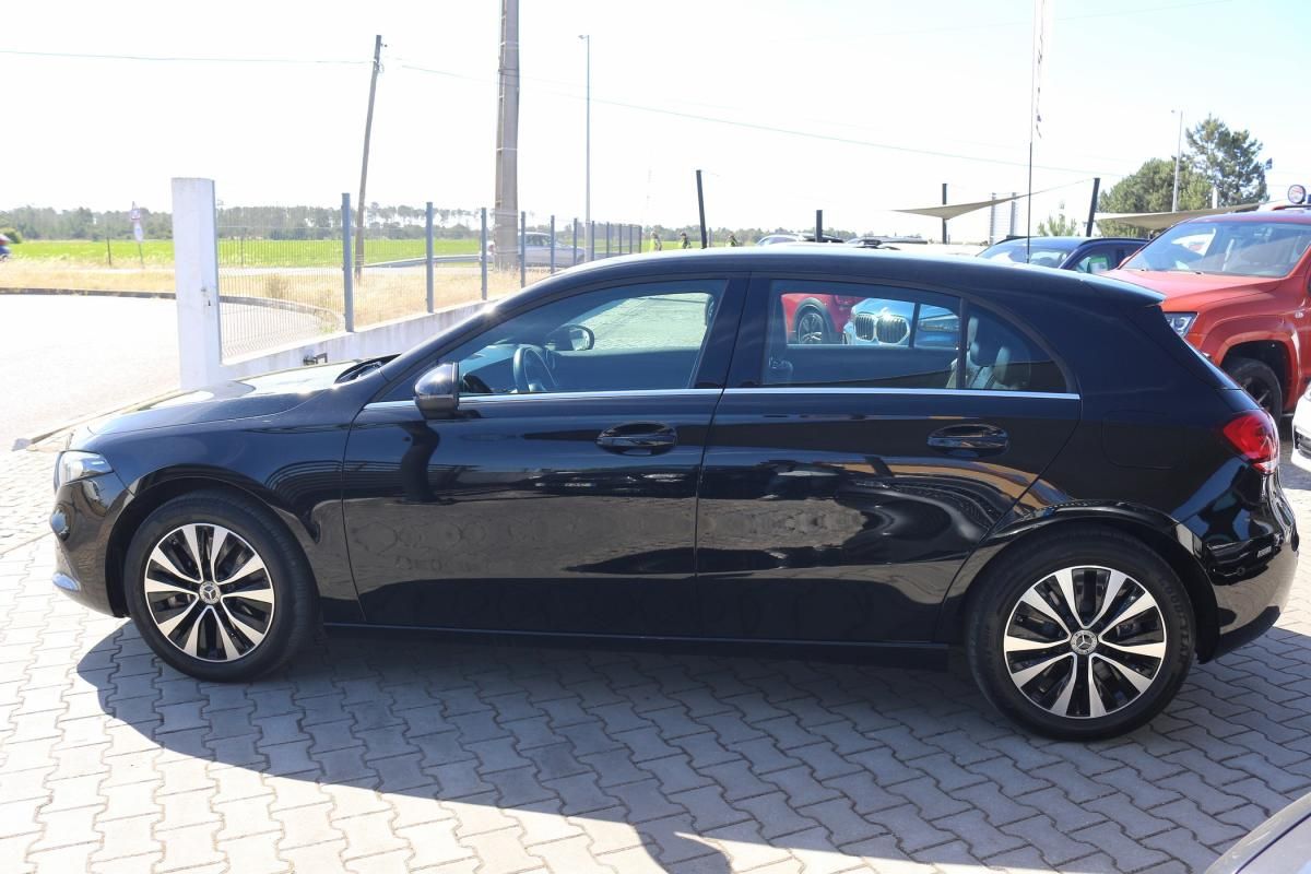 mercedes-benz-classe-a-2022-hibrido-a-gasolina-1332cc