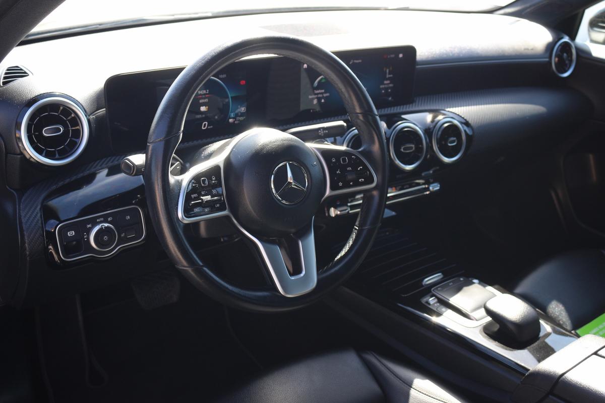 mercedes-benz-classe-a-2022-hibrido-a-gasolina-1332cc