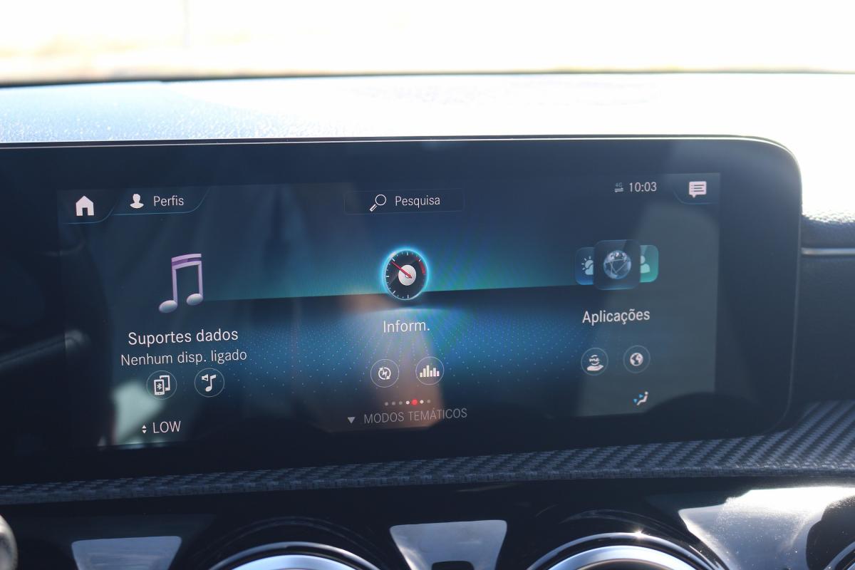 mercedes-benz-classe-a-2022-hibrido-a-gasolina-1332cc