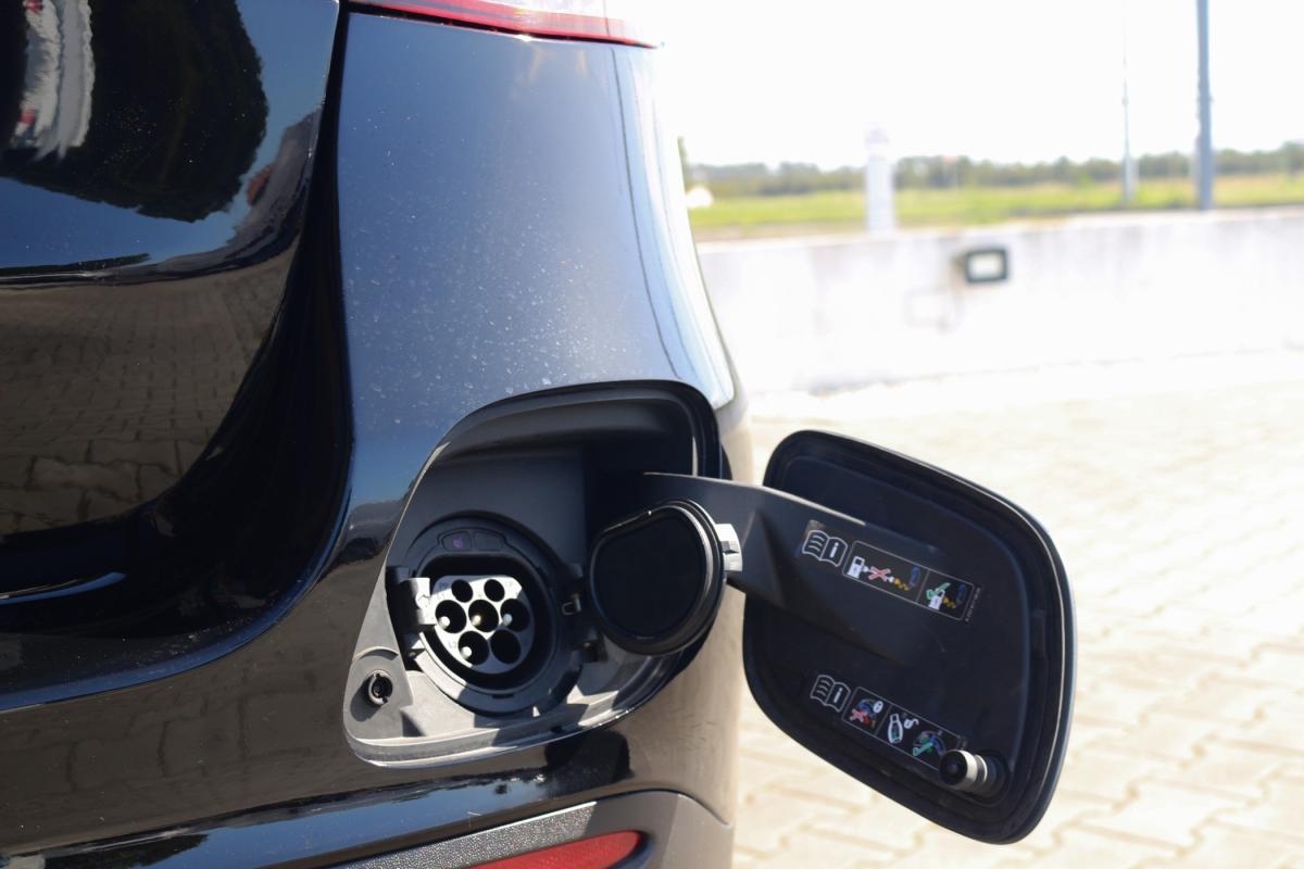 mercedes-benz-glc-2020-hibrido-a-gasolina-1991cc