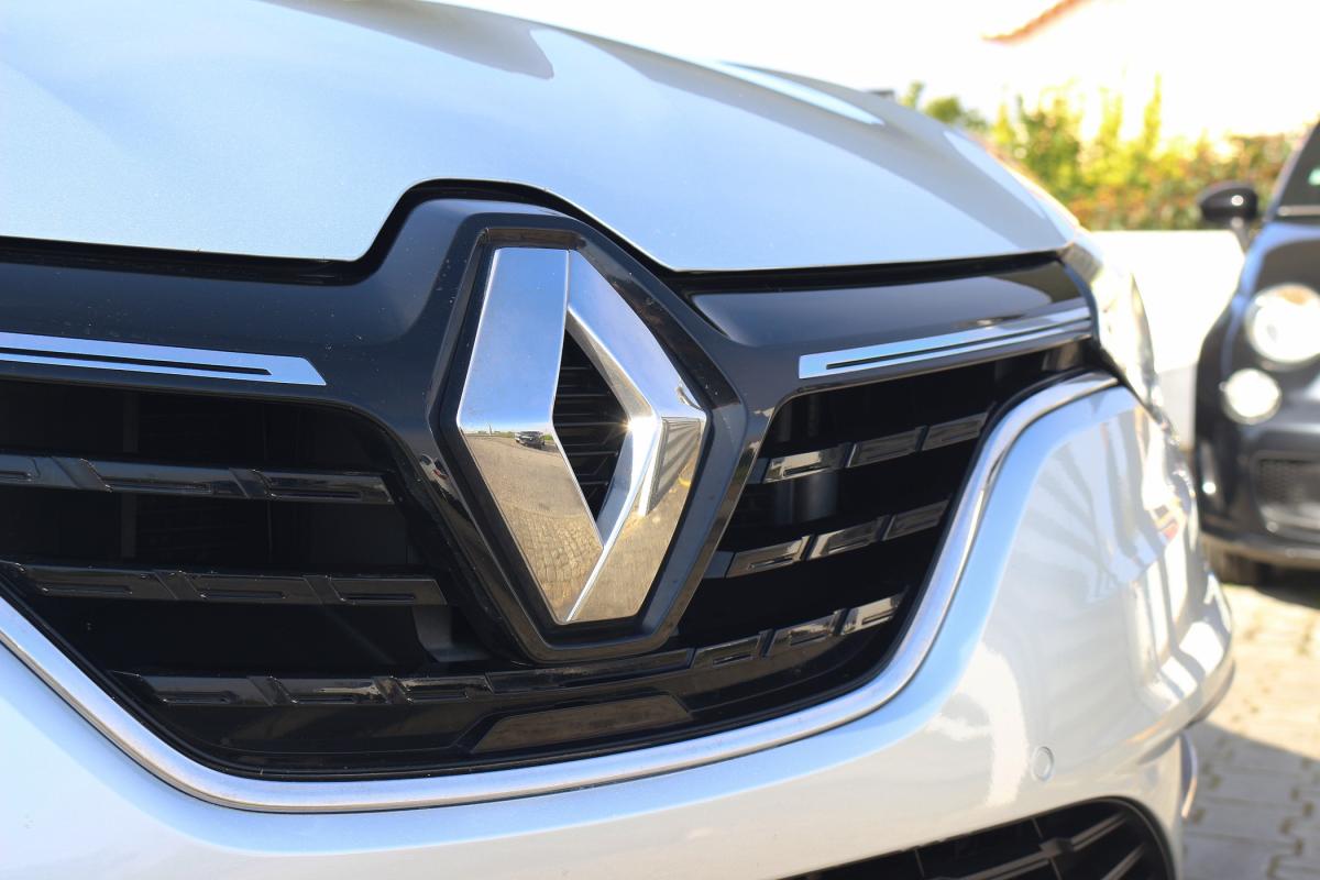 renault-megane-sport-tourer-2021-diesel-1461cc