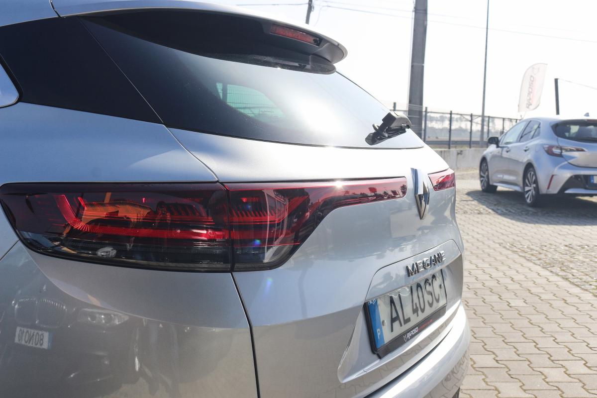 renault-megane-sport-tourer-2021-diesel-1461cc