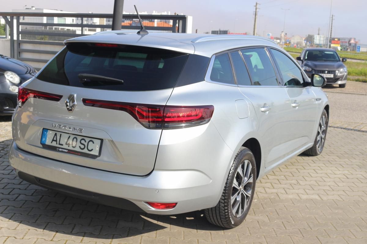 renault-megane-sport-tourer-2021-diesel-1461cc