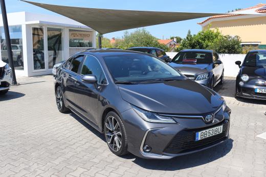 toyota-corolla-2023-hibrido-a-gasolina-1798cc