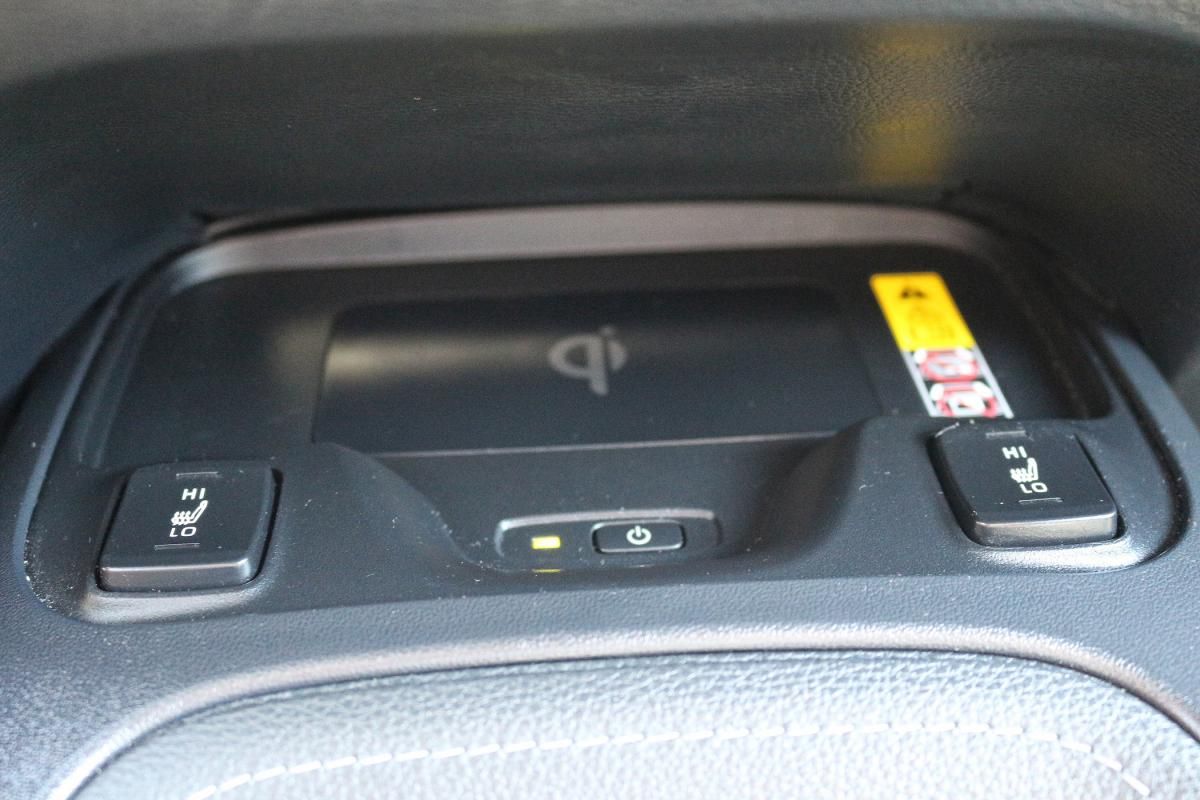 toyota-corolla-2023-hibrido-a-gasolina-1798cc