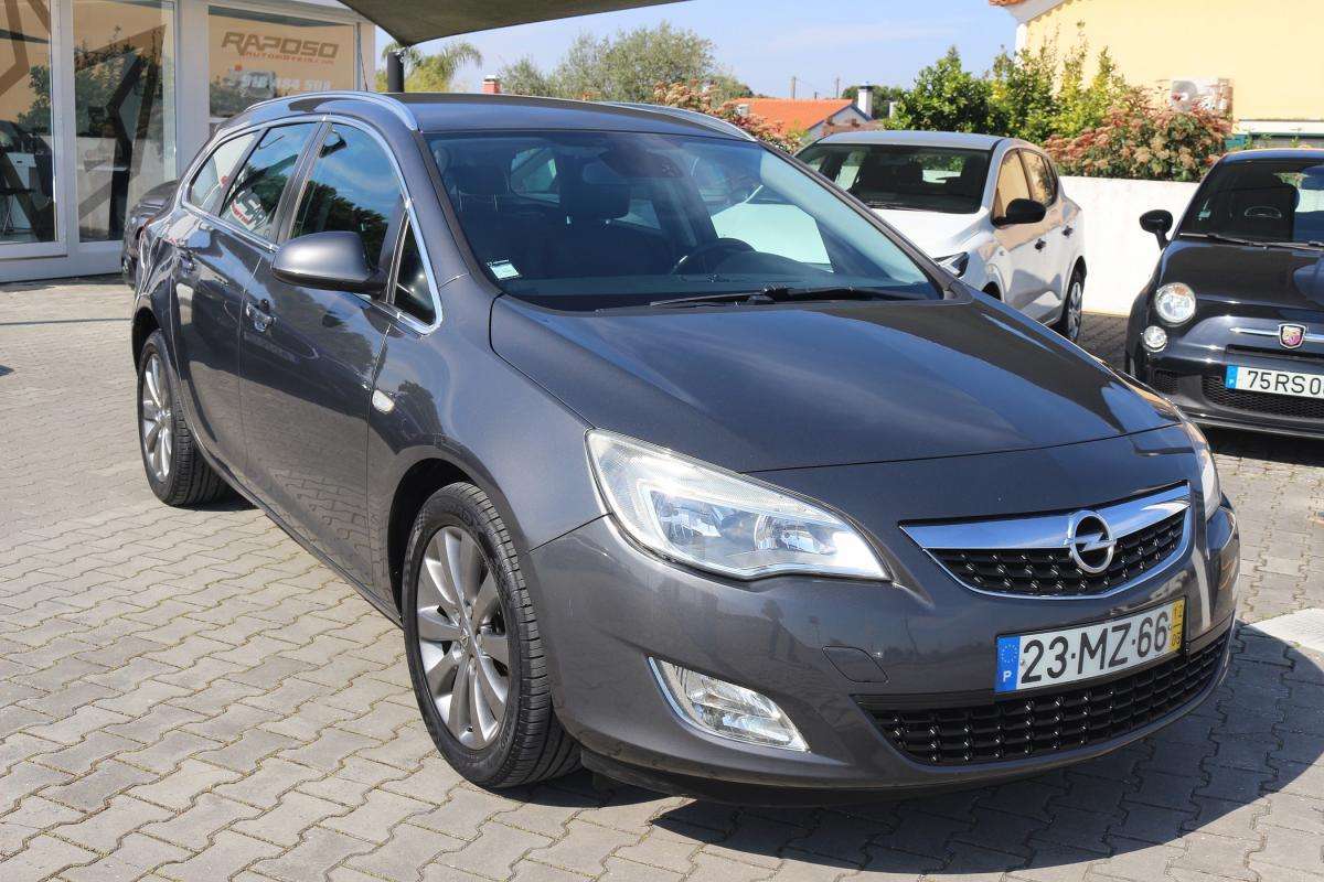 opel-astra-sport-tourer-2012-diesel-1686cc