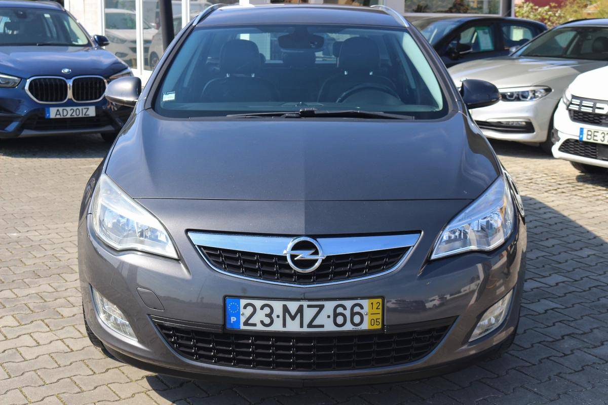 opel-astra-sport-tourer-2012-diesel-1686cc