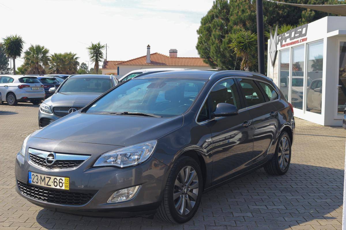 opel-astra-sport-tourer-2012-diesel-1686cc