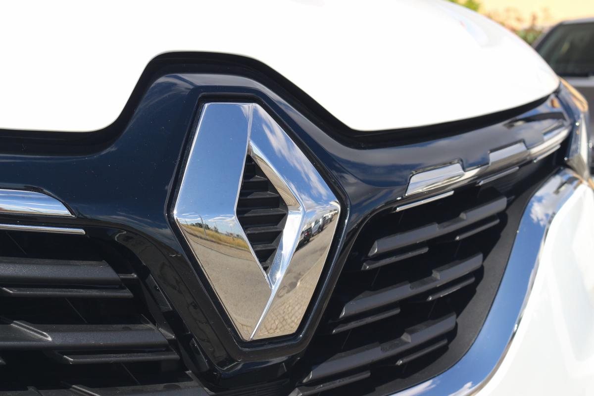 renault-captur-2024-hibrido-a-gasolina-1598cc
