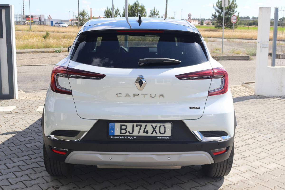 renault-captur-2024-hibrido-a-gasolina-1598cc