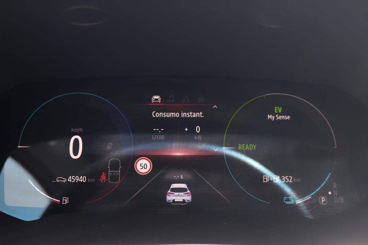 renault-captur-2024-hibrido-a-gasolina-1598cc
