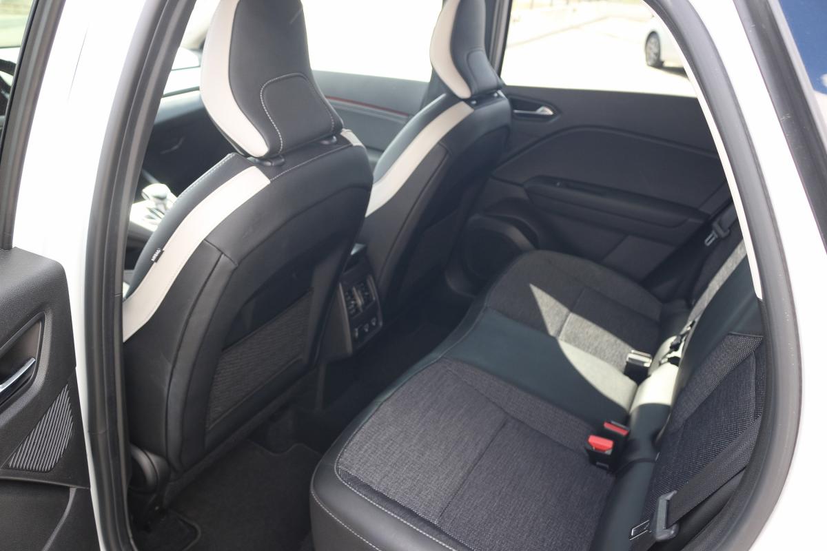 renault-captur-2024-hibrido-a-gasolina-1598cc