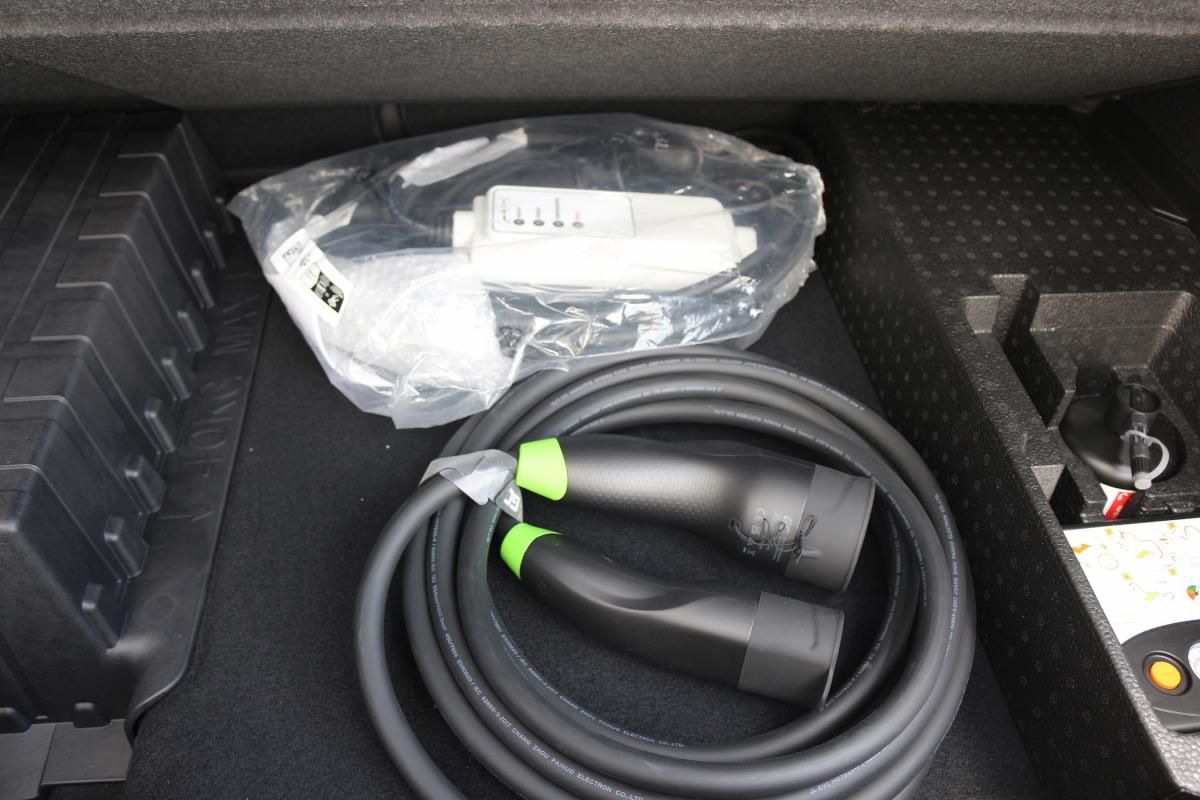 renault-captur-2024-hibrido-a-gasolina-1598cc