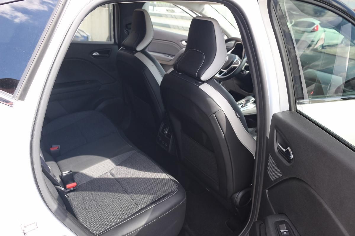 renault-captur-2024-hibrido-a-gasolina-1598cc
