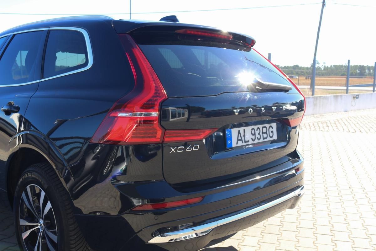 volvo-xc60-2021-hibrido-a-gasolina-1969cc
