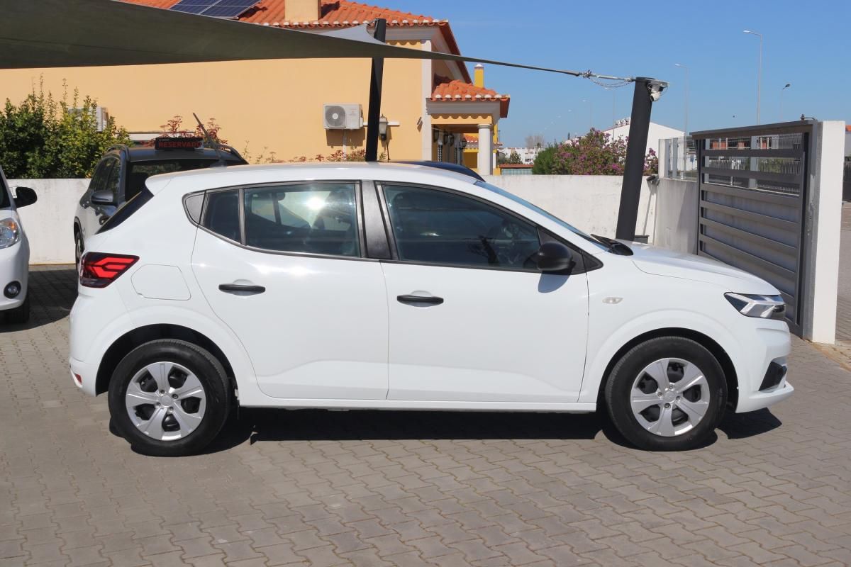 dacia-sandero-2023-gasolina-999cc