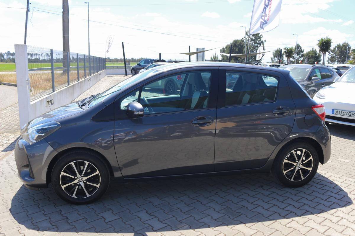 toyota-yaris-2020-gasolina-998cc