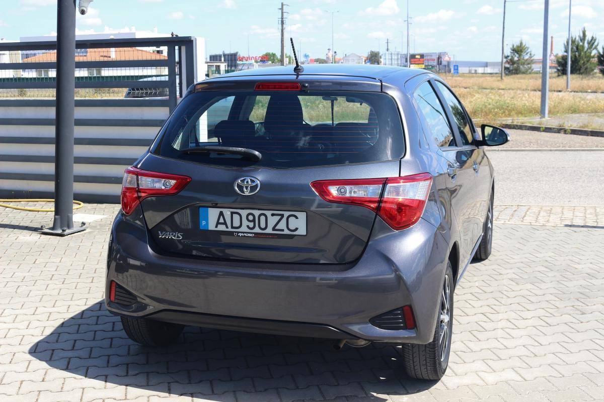 toyota-yaris-2020-gasolina-998cc