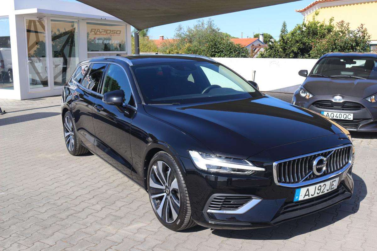 volvo-v60-2021-hibrido-a-gasolina-1969cc