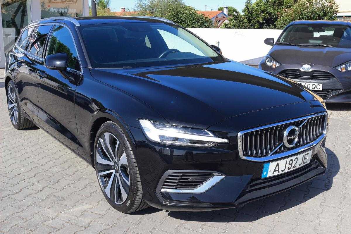 volvo-v60-2021-hibrido-a-gasolina-1969cc