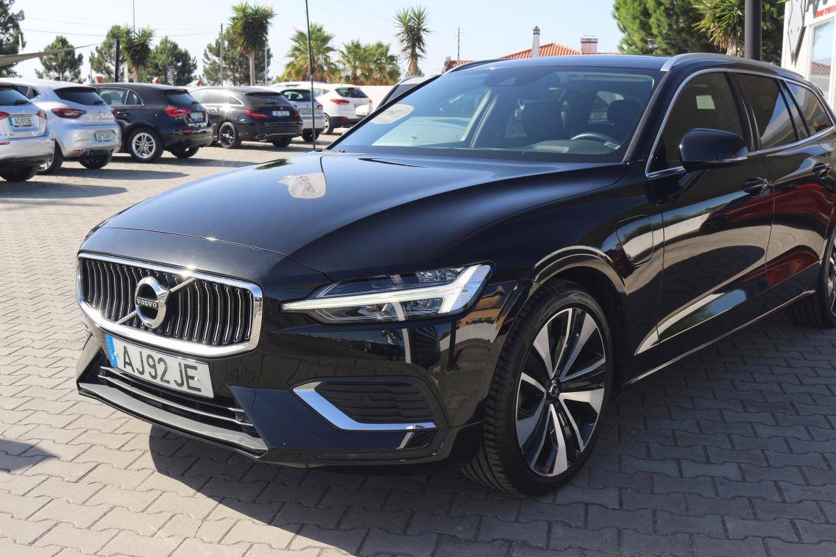volvo-v60-2021-hibrido-a-gasolina-1969cc