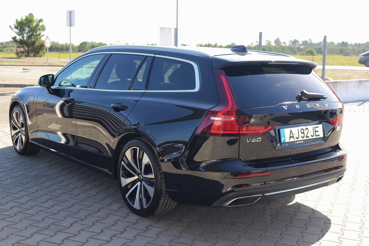 volvo-v60-2021-hibrido-a-gasolina-1969cc