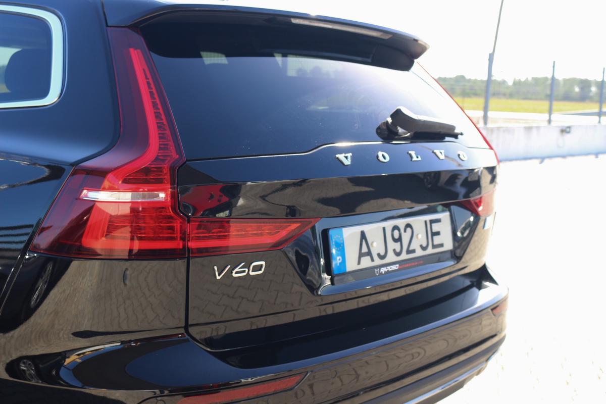 volvo-v60-2021-hibrido-a-gasolina-1969cc