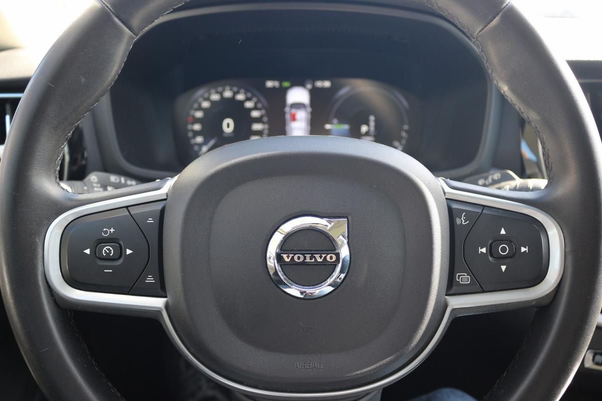 volvo-v60-2021-hibrido-a-gasolina-1969cc