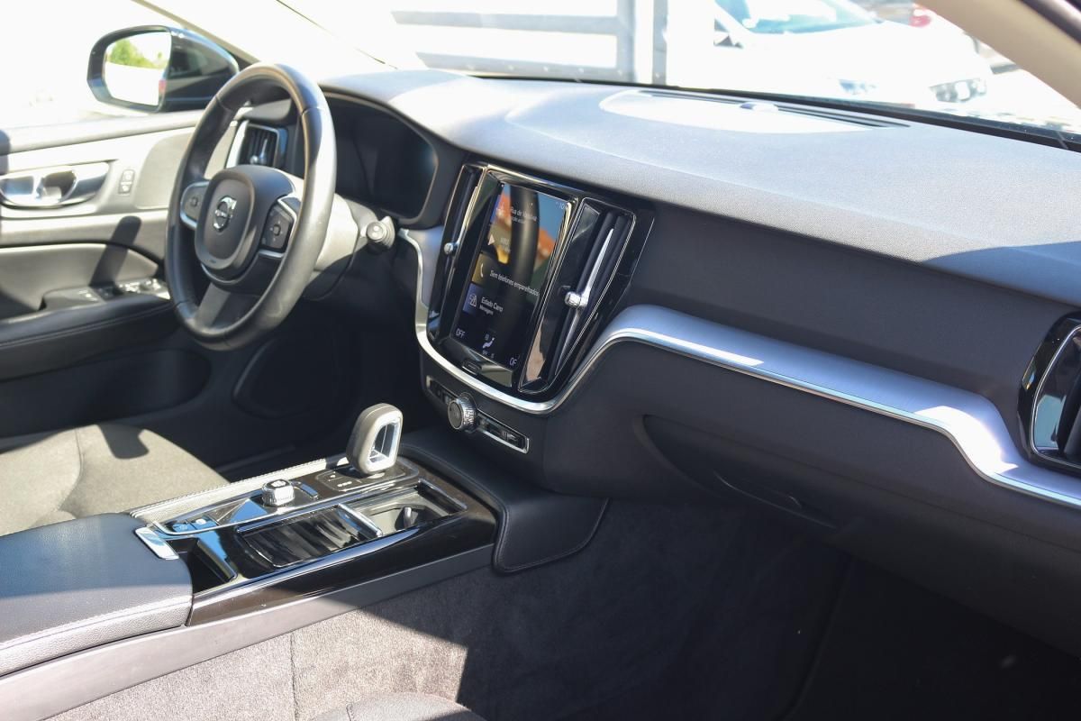 volvo-v60-2021-hibrido-a-gasolina-1969cc