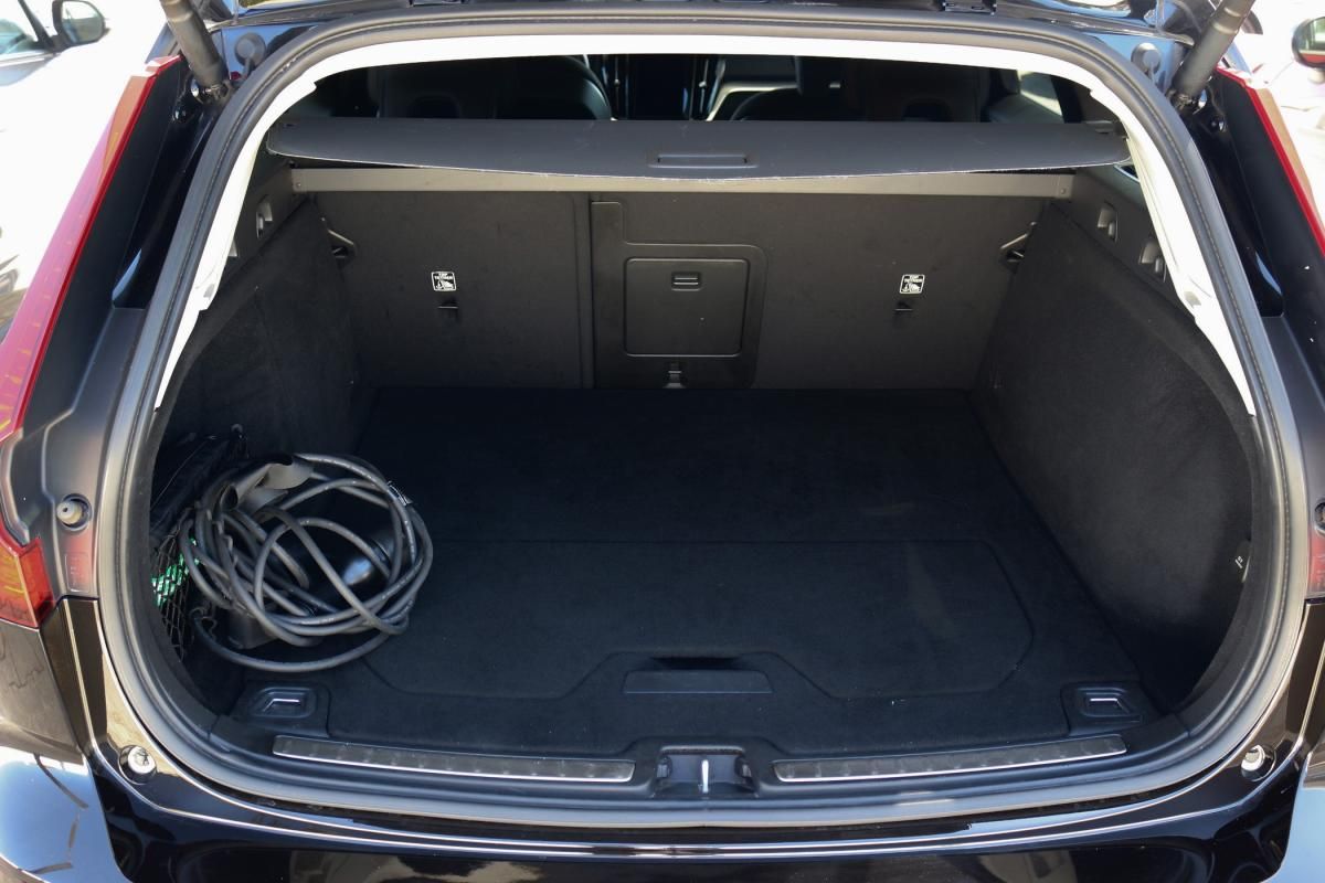 volvo-v60-2021-hibrido-a-gasolina-1969cc