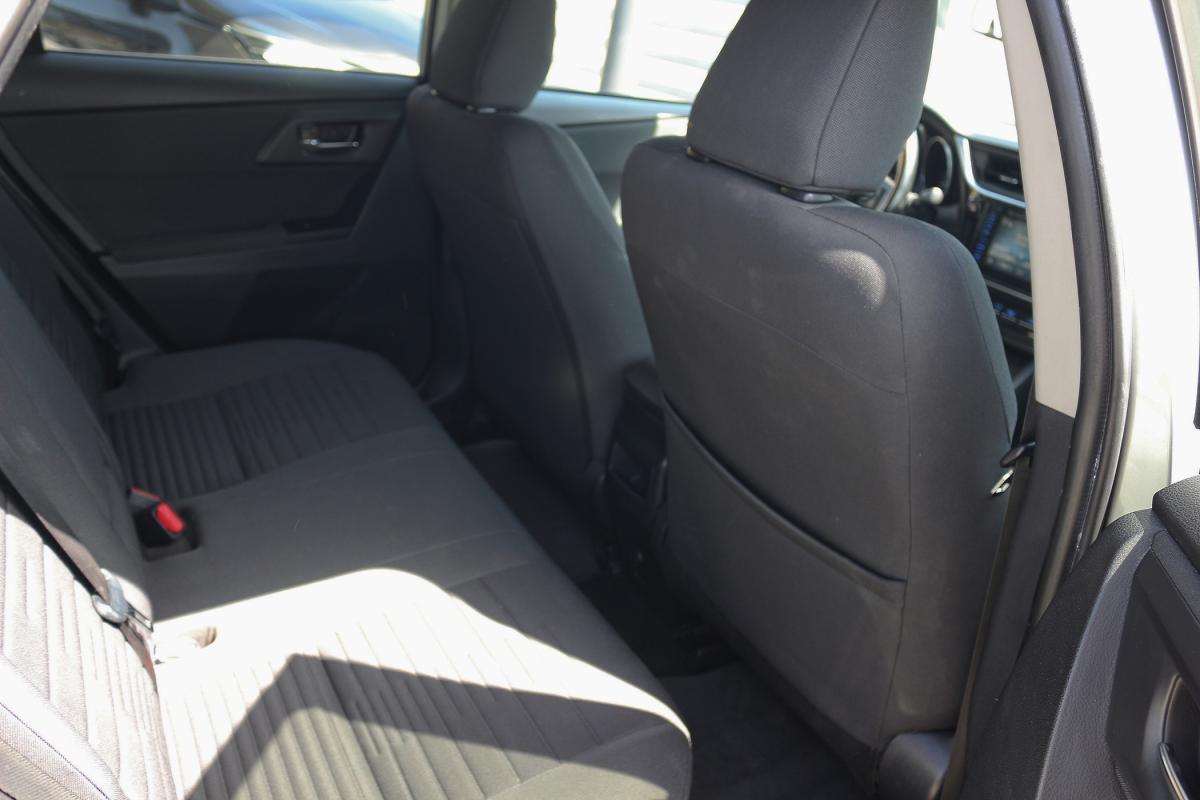 toyota-auris-touring-sports-2016-diesel-1364cc