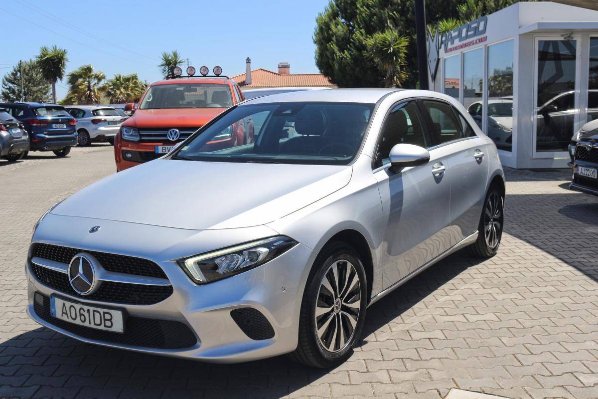 mercedes-benz-classe-a-2022-hibrido-a-gasolina-1332cc