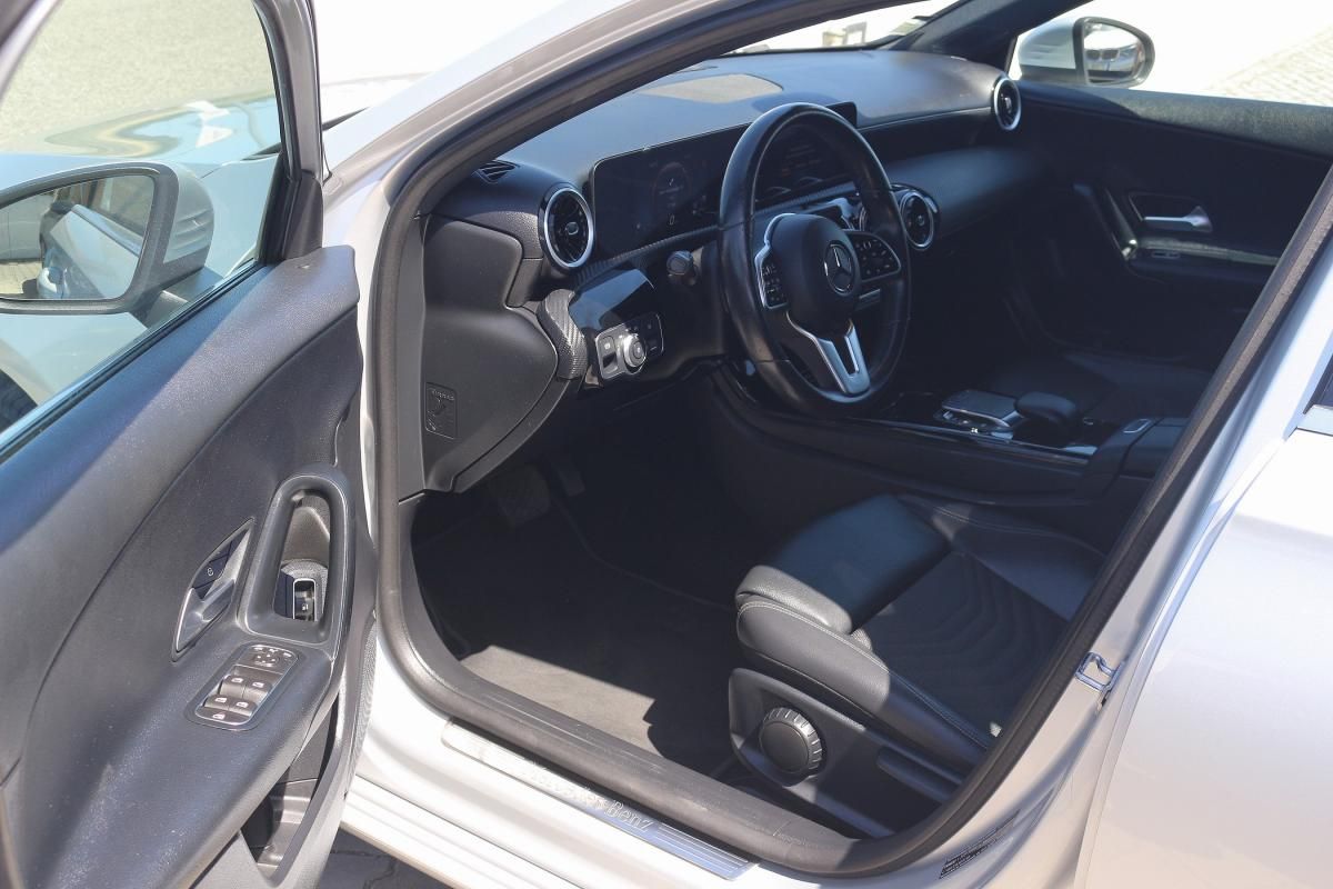 mercedes-benz-classe-a-2022-hibrido-a-gasolina-1332cc