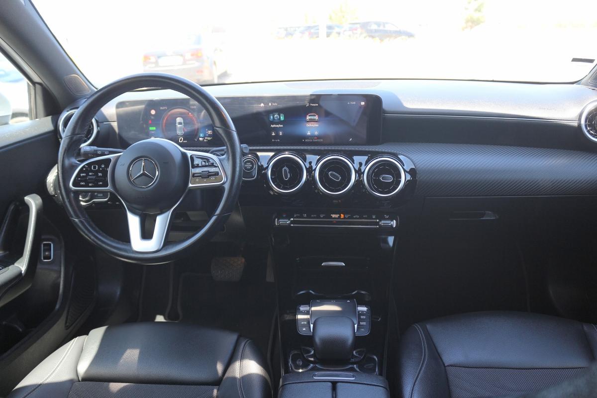 mercedes-benz-classe-a-2022-hibrido-a-gasolina-1332cc