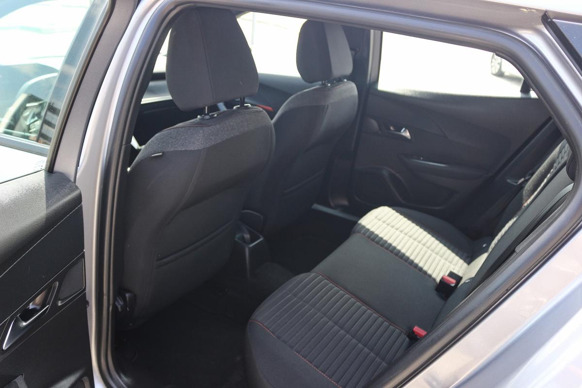 peugeot-2008-2023-gasolina-1199cc