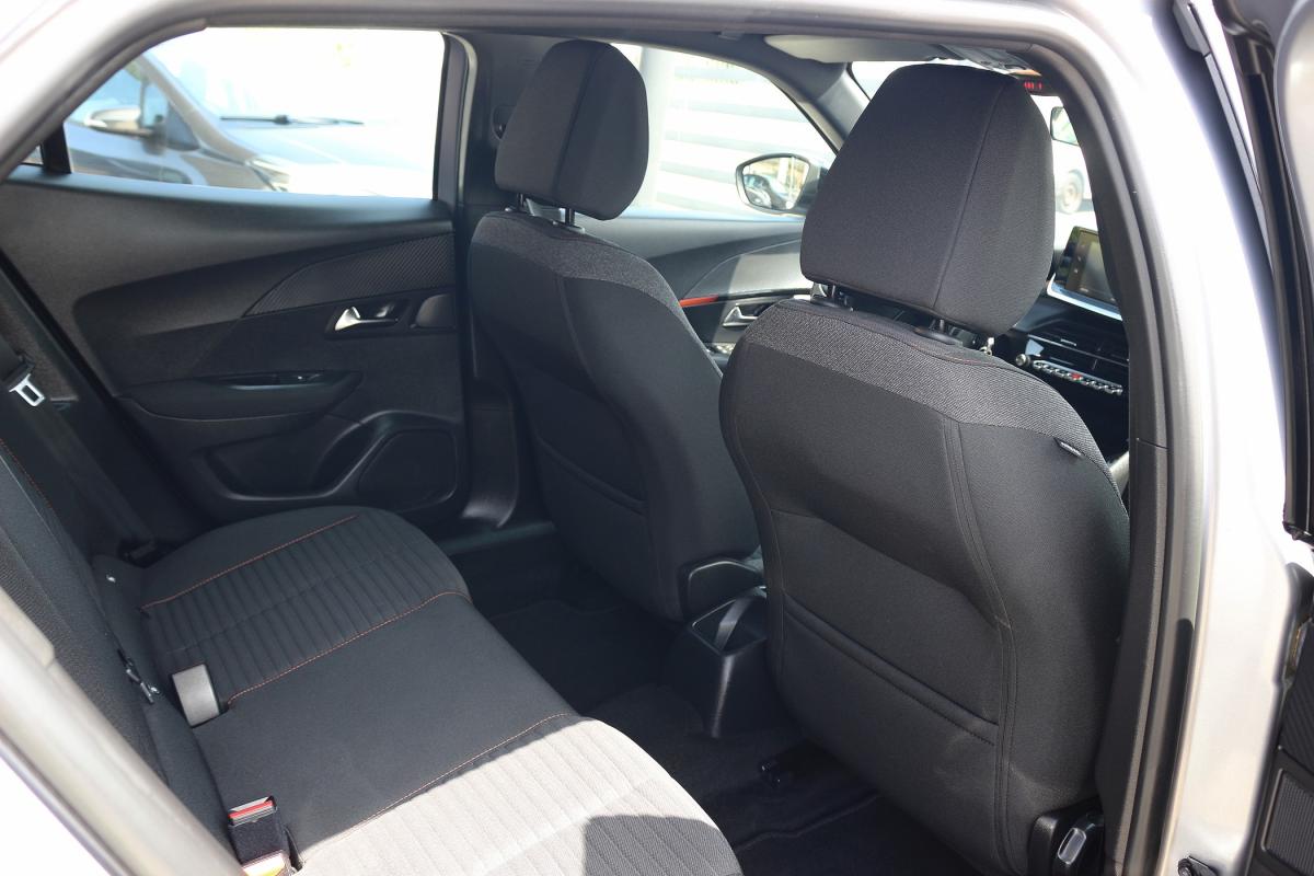 peugeot-2008-2023-gasolina-1199cc