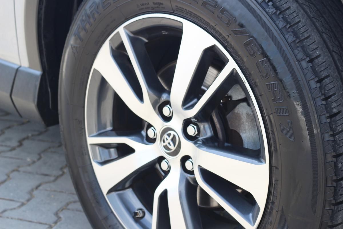 toyota-rav4-2017-diesel-1995cc