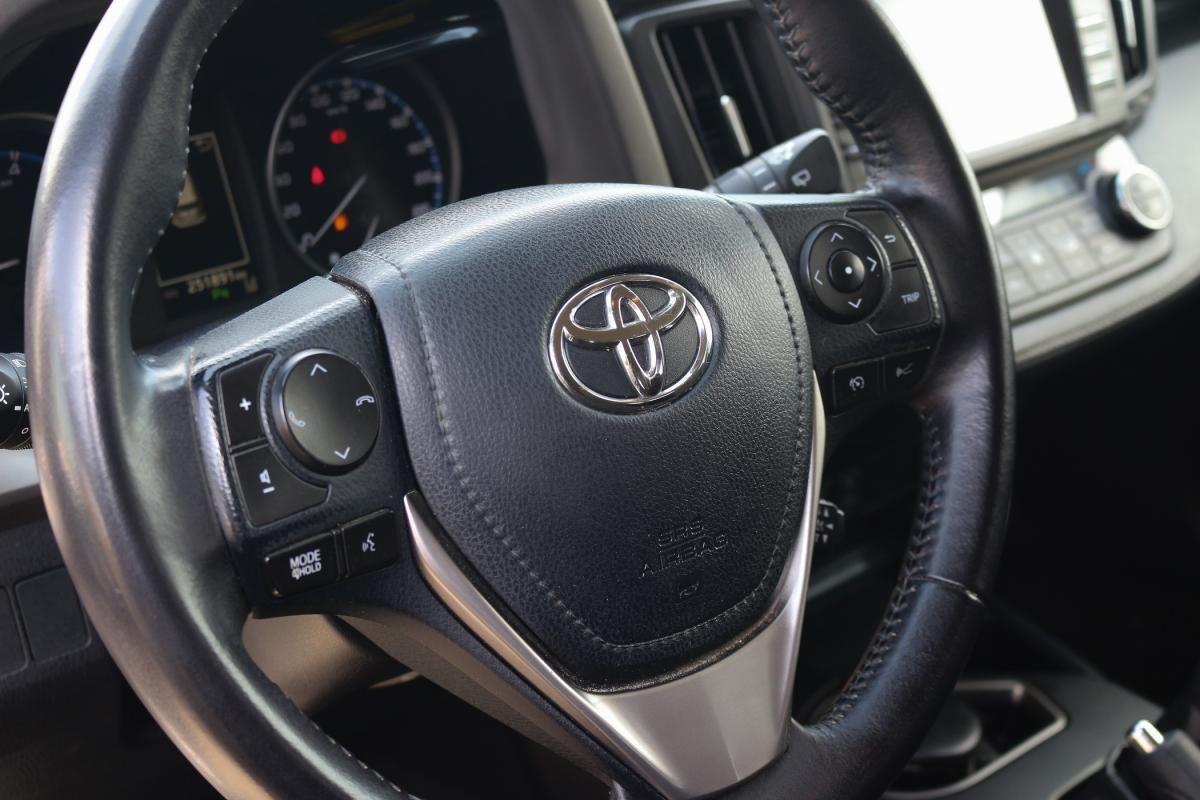 toyota-rav4-2017-diesel-1995cc