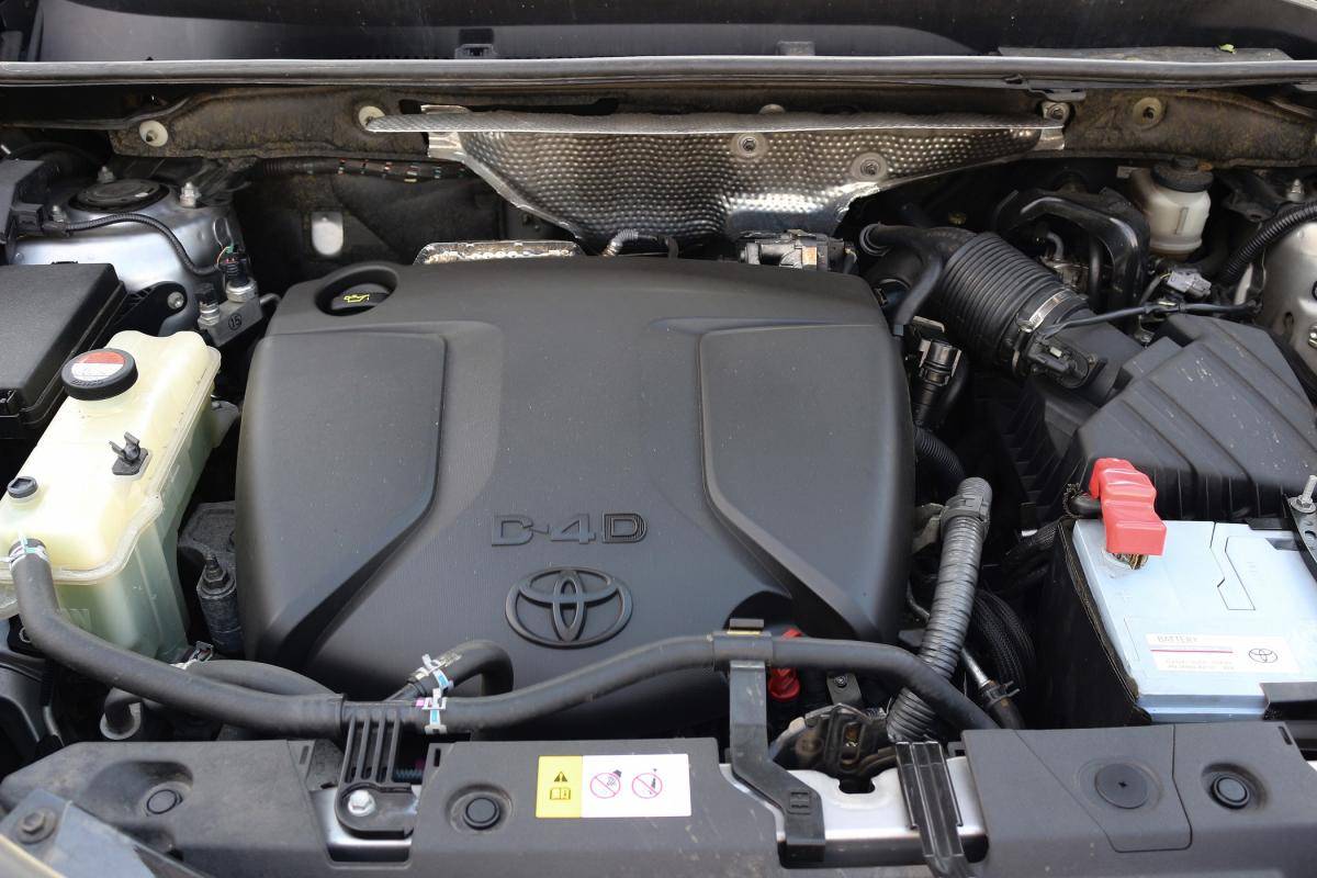 toyota-rav4-2017-diesel-1995cc