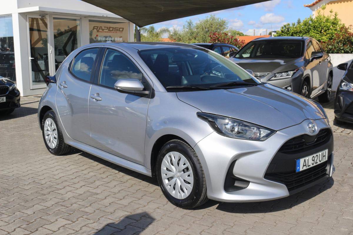 toyota-yaris-2021-gasolina-998cc