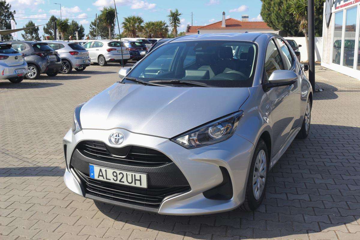 toyota-yaris-2021-gasolina-998cc