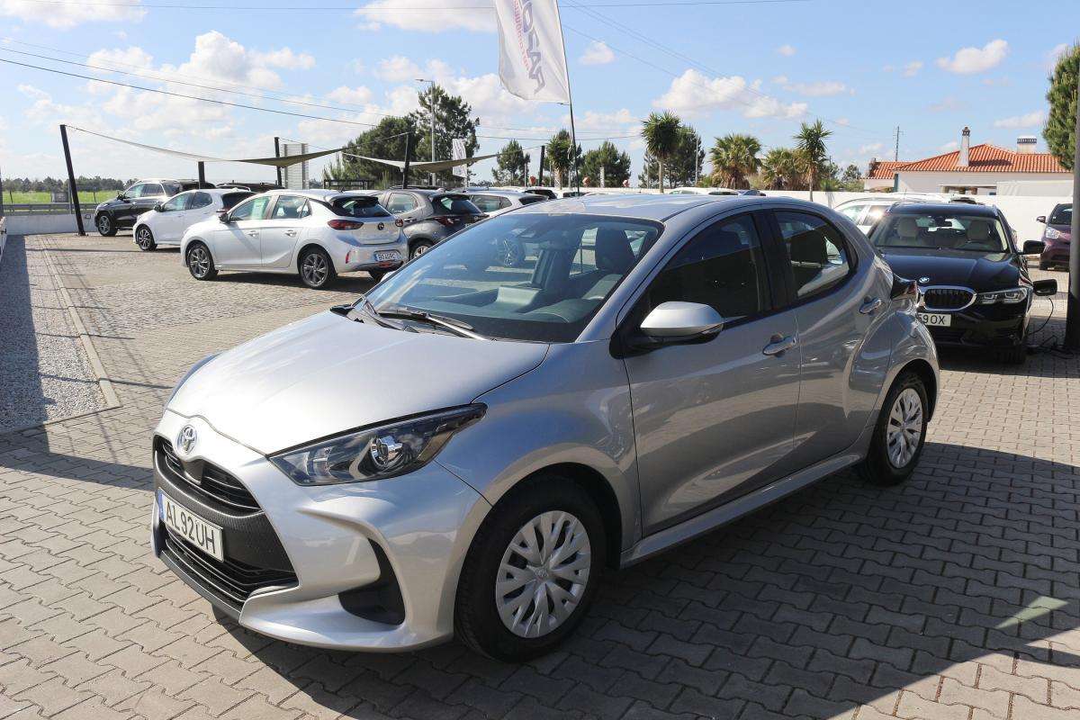 toyota-yaris-2021-gasolina-998cc