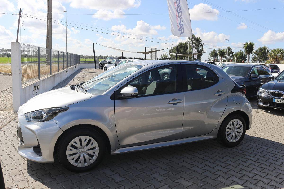 toyota-yaris-2021-gasolina-998cc