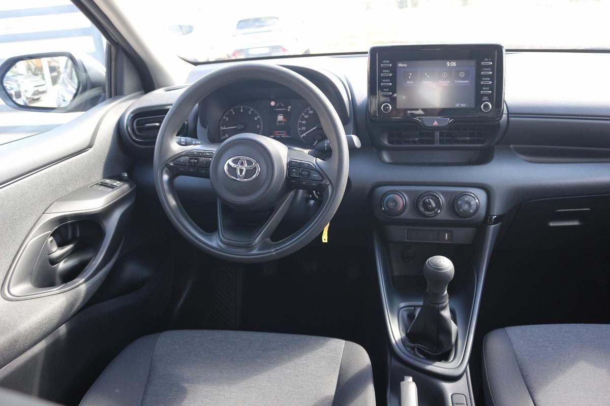 toyota-yaris-2021-gasolina-998cc