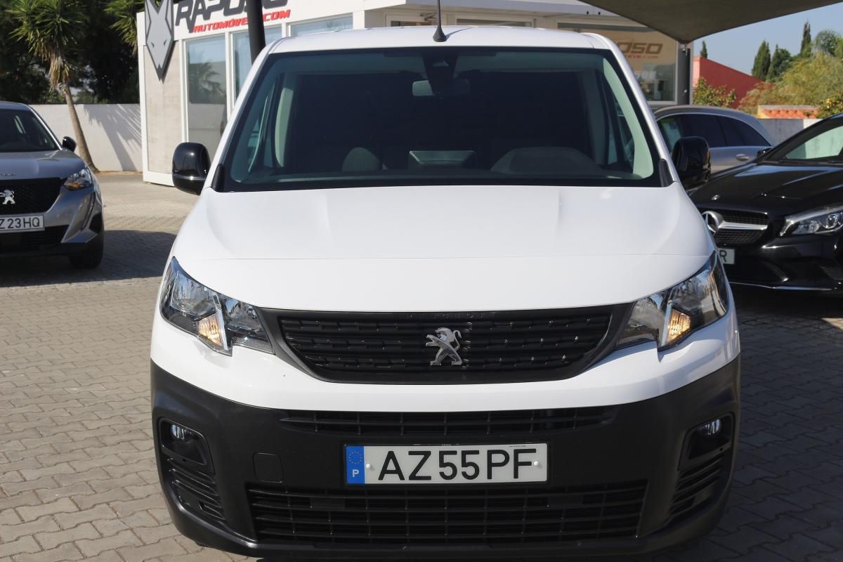 peugeot-partner-2023-diesel-1499cc